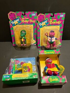 Barney The Dinosaur Baby Bop Unopened Vintage- Toothbrush Set / Bank / 2 Figures